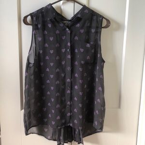 Heart Patterned Button-up Sleeveless Blouse